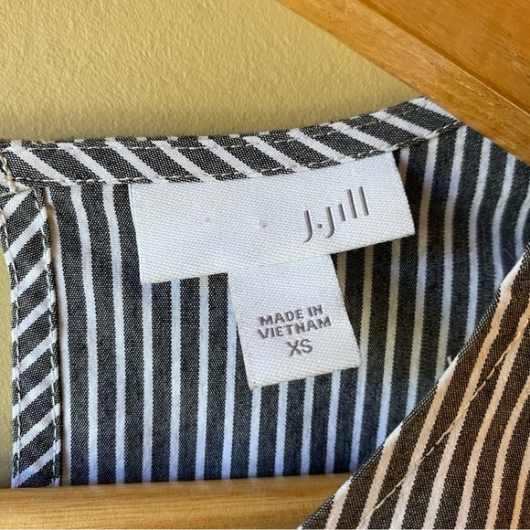 J. Jill Top Women's XS Gray White Striped Tie Front 3/4 Sleeves Casual Top - Picture 4 of 11